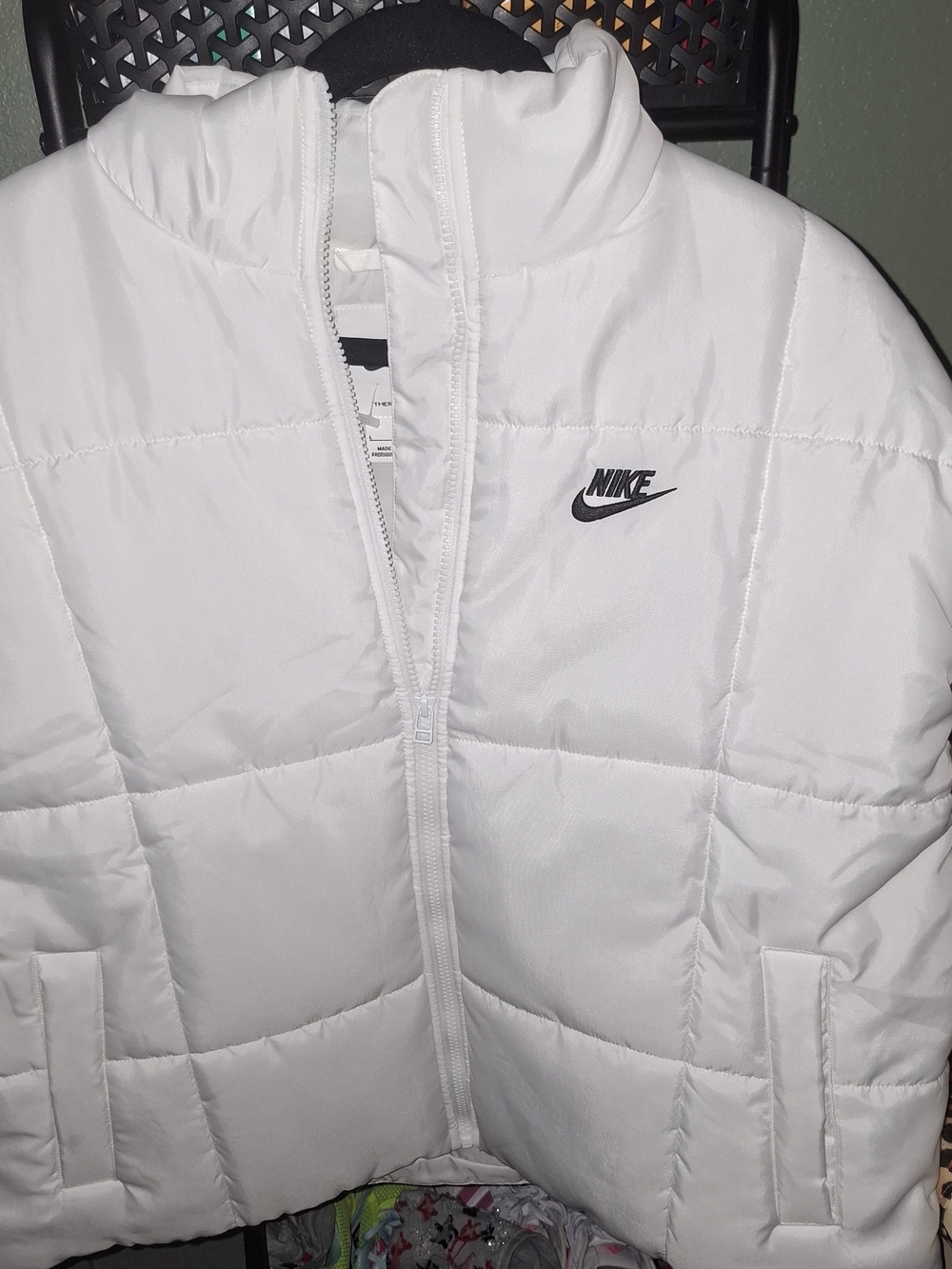 Nike White Quilted Cropped Puffer Jacket with Black Logo